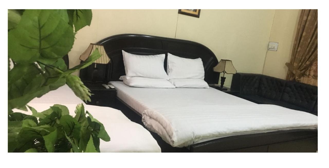 Luxury Inn Karachi Eksteriør billede