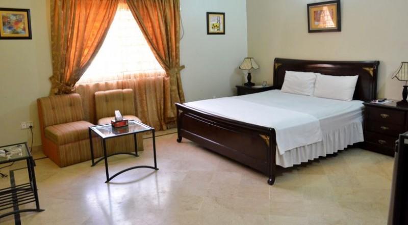 Luxury Inn Karachi Eksteriør billede
